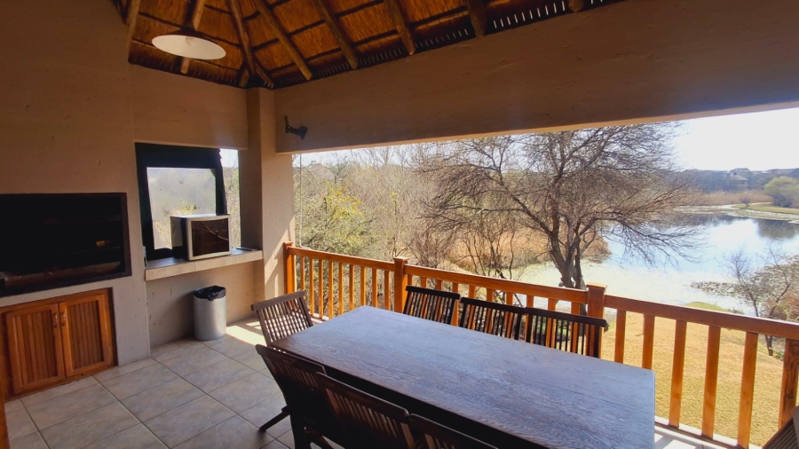 4 Bedroom Property for Sale in Boschenvaal River Front Lodges Free State